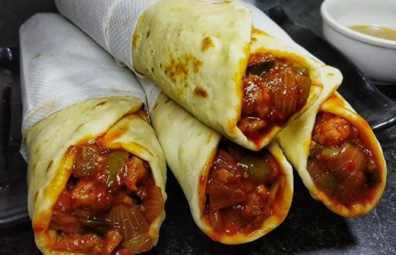 Chicken Schezwan Roll